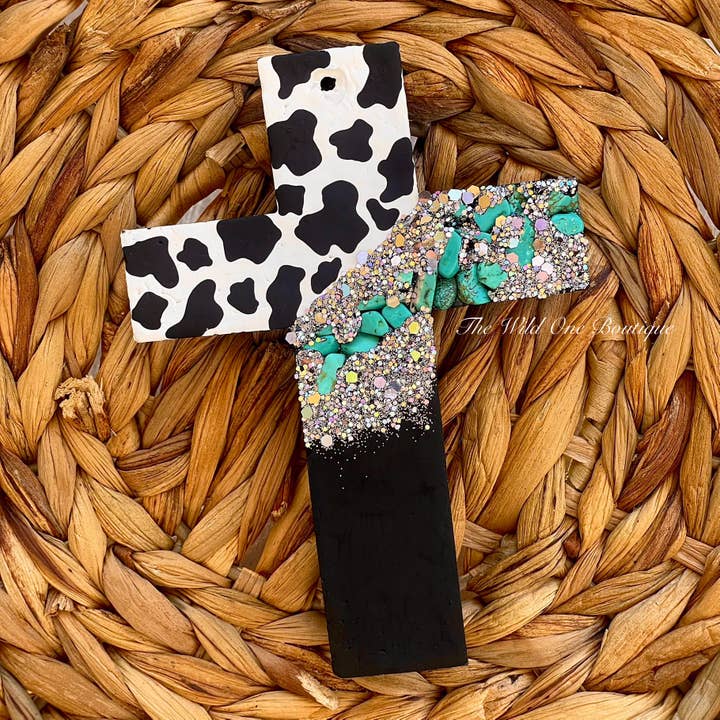 Cow Print Cross Car Freshie  for engroshandel hos The Wild One Boutique Wholesale