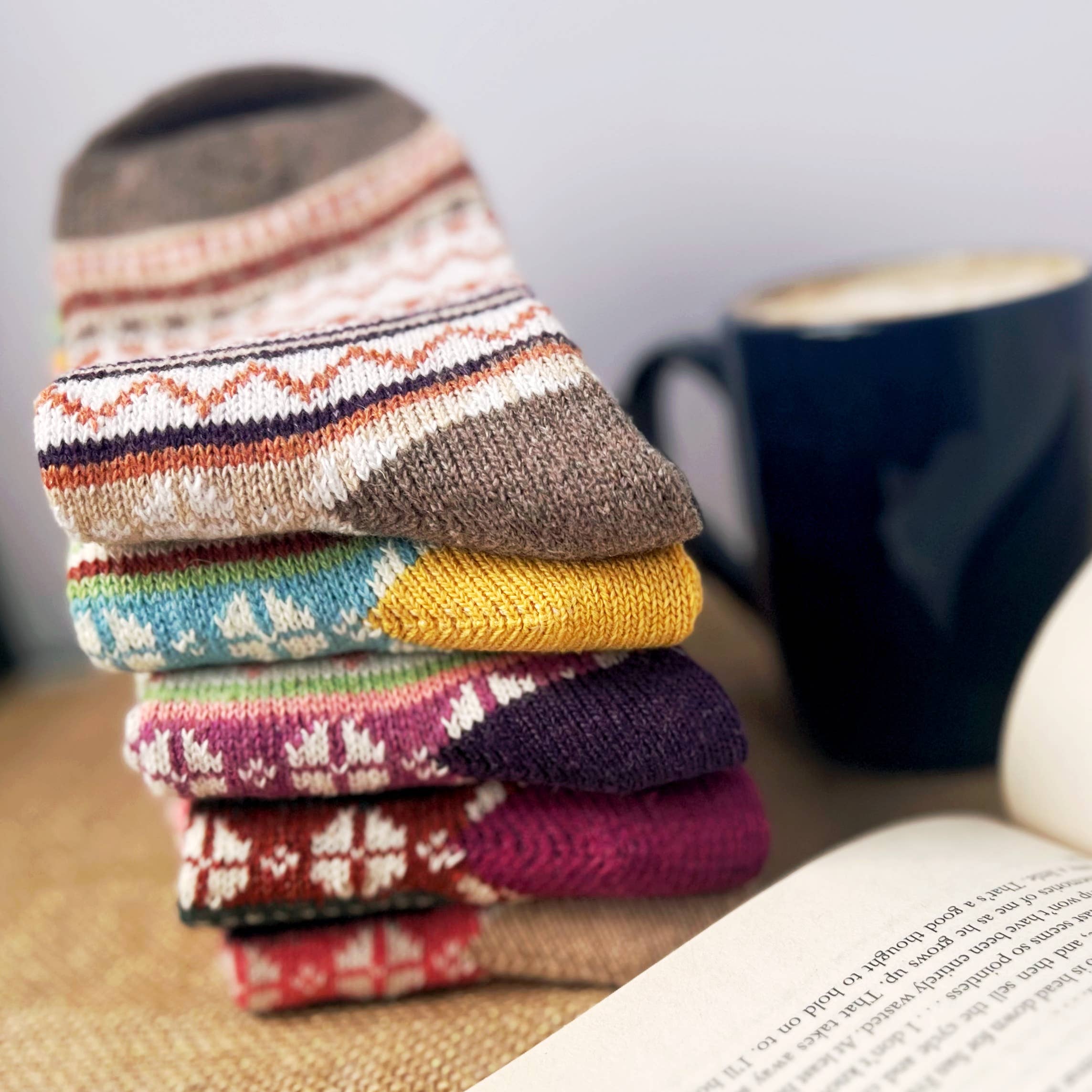 Daisy Dunes - Wholesale Socks - Women's - Eisley Retro Chevron Socks9