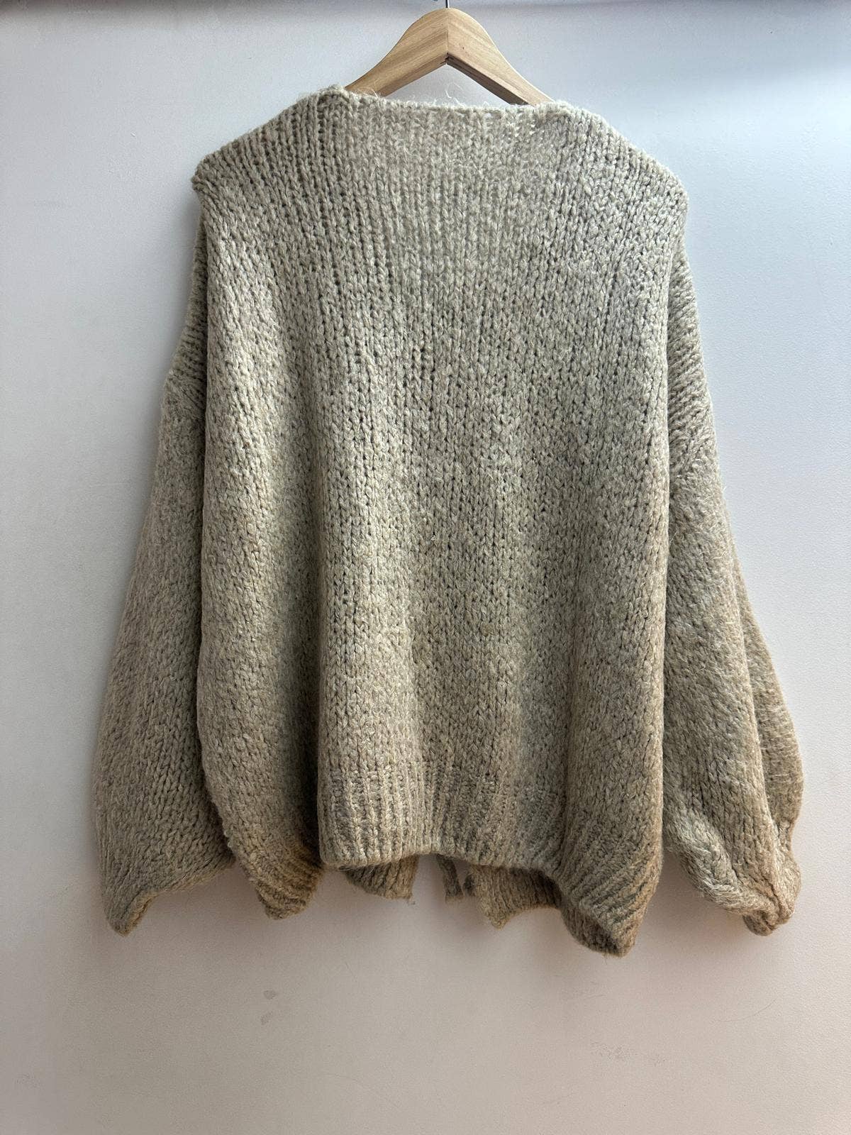 LORIANE - Wholesale Cardigan - Women's - 24618 Wool vest with laces one size17