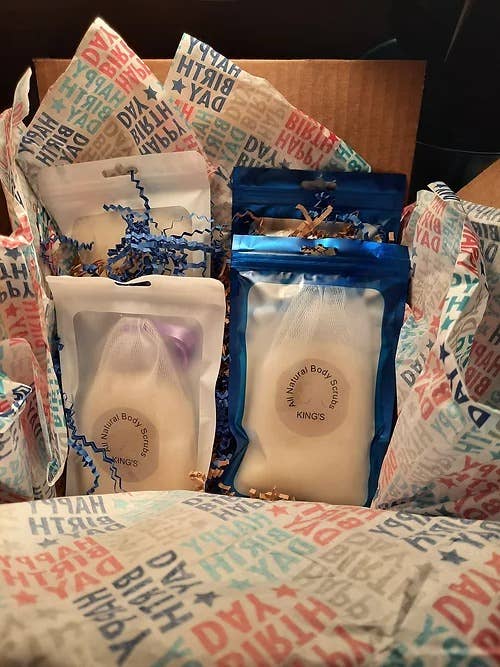 Travel Scrubs for wholesale by KING'S