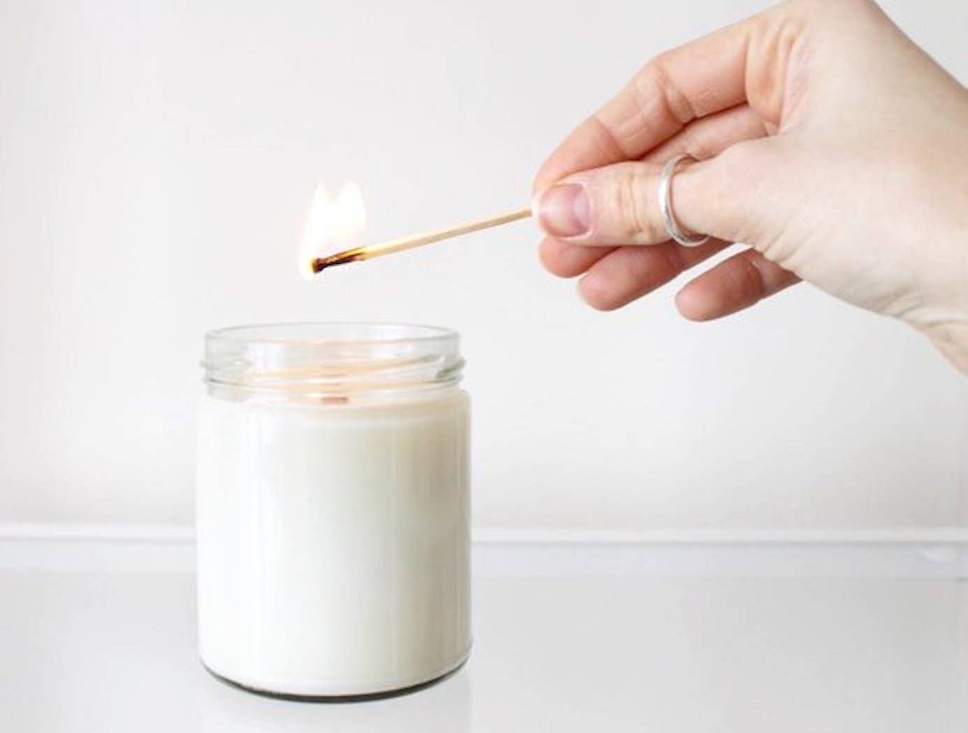 Soy Much Brighter Candle Co. - Vente Bougie en bocal - La Terre et sa lune//Bougie en cire de soja non toxique7