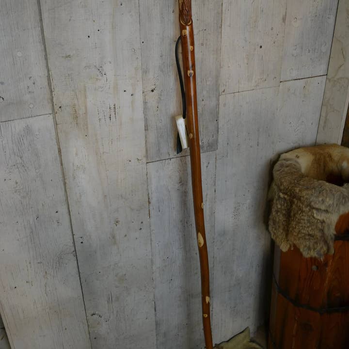 Creation Carvings LLC - Venta al por mayor Accesorios de deporte - Bastón Wood Spirit, bastón de senderismo de madera dura con talla Woodspirit7