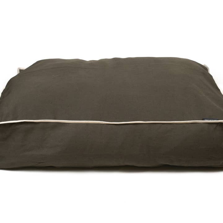 Cooper Dog Bed for wholesale by Circular Living