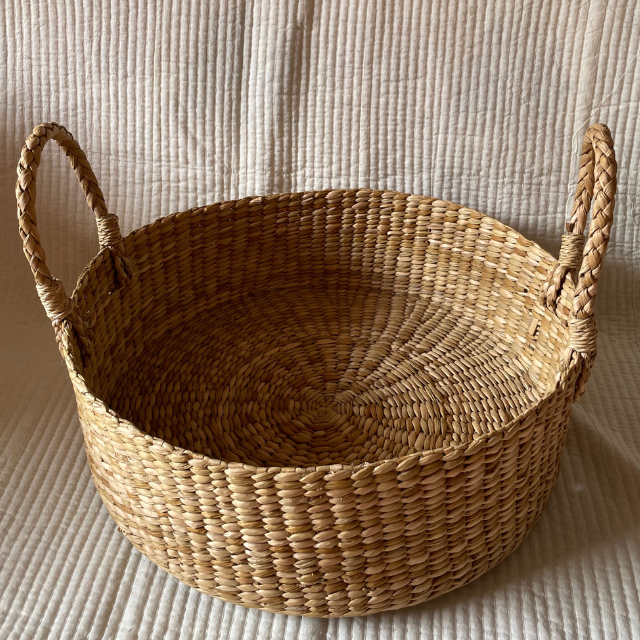 Saanjh – wholesale Decorative tray – Saanjh Vintage Wicker Basket Medium & Large Tray1
