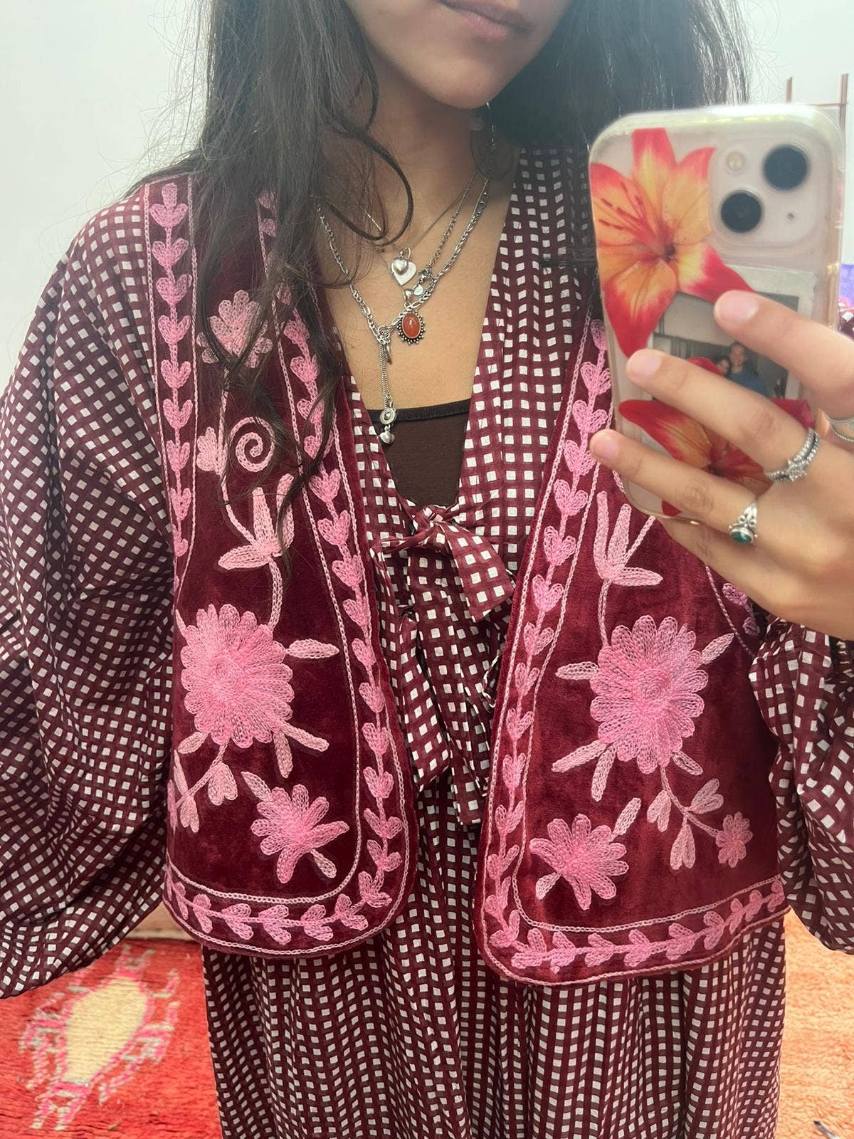 ToutVintage - Wholesale Outerwear Vest - Women's - Suzani velvet Gilet red pink4