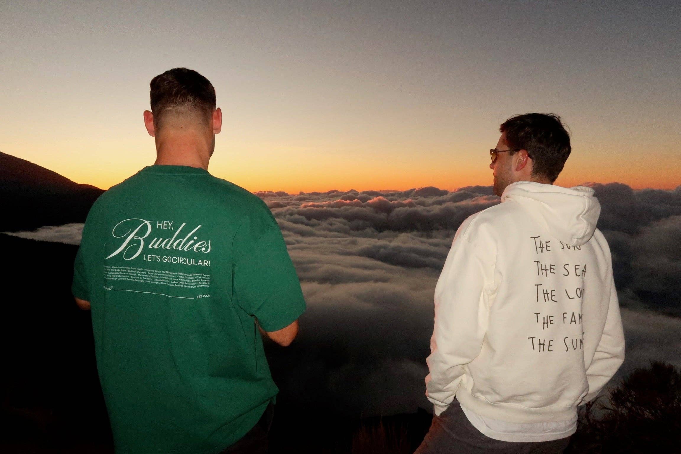 CIRCU - Wholesale Hoodie - Women's - SAND SWEATSHIRT19