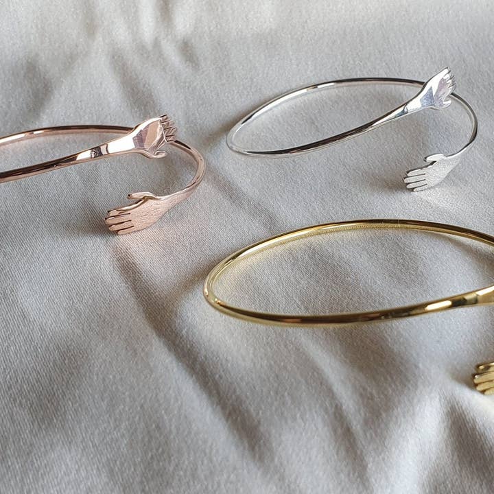 Gowa Design - Wholesale Cuff Bracelet - Couple bracelet Hand Sign Bangle8