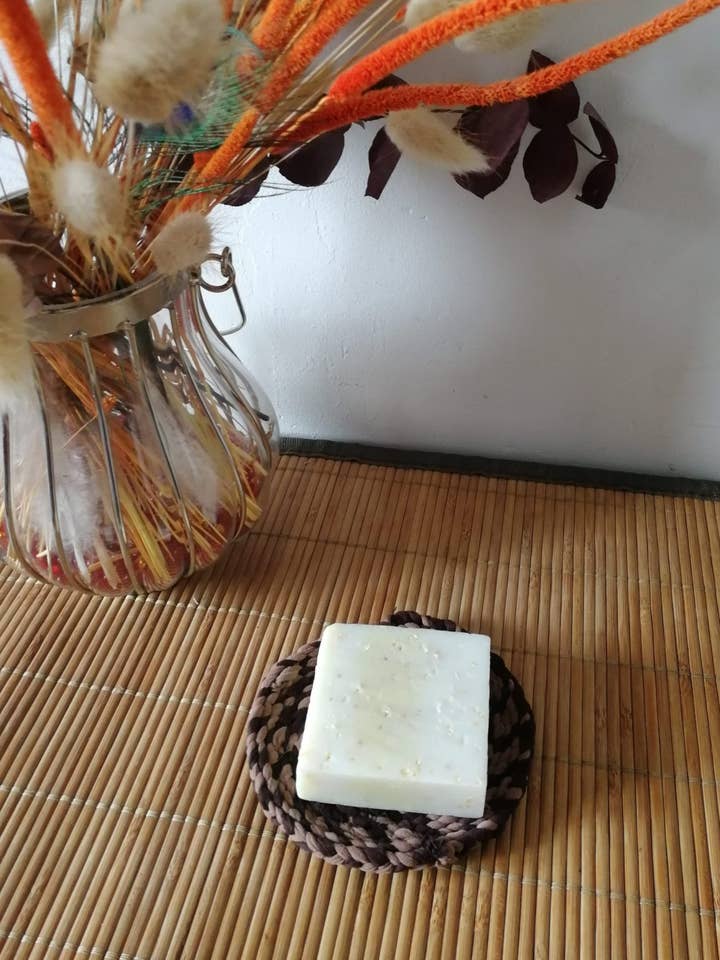 Portasapone intrecciato marrone/beige per la vendita all'ingrosso da parte di Funnycreation