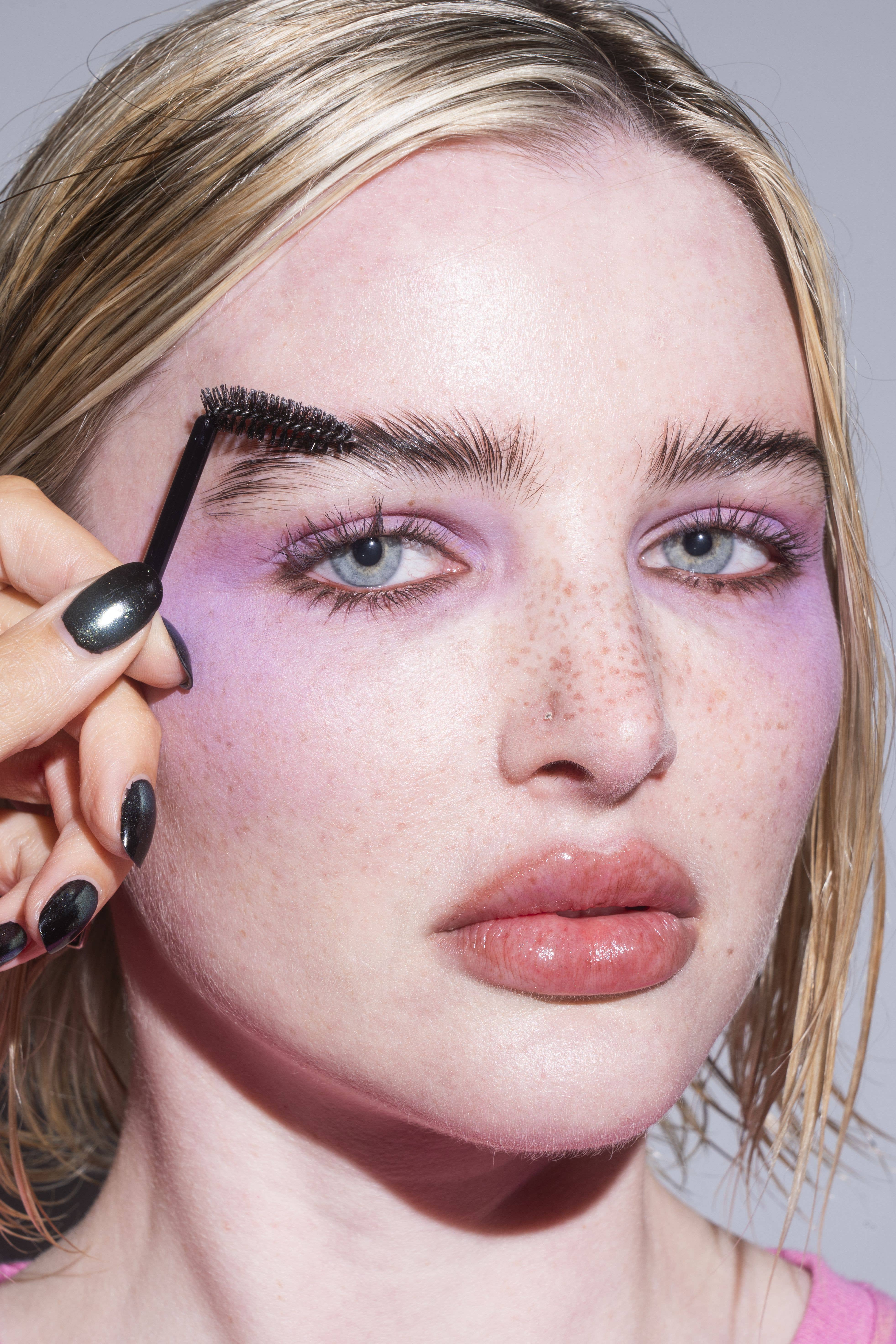 WTF Beauty - Wholesale Eyebrow Pencil/Filler - What The Fluff | Brow Styling Wax7