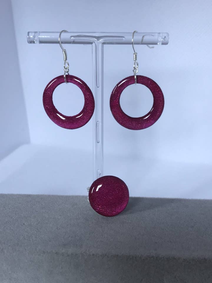 Red earrings+ring set for wholesale by La Chaumière à Bijoux