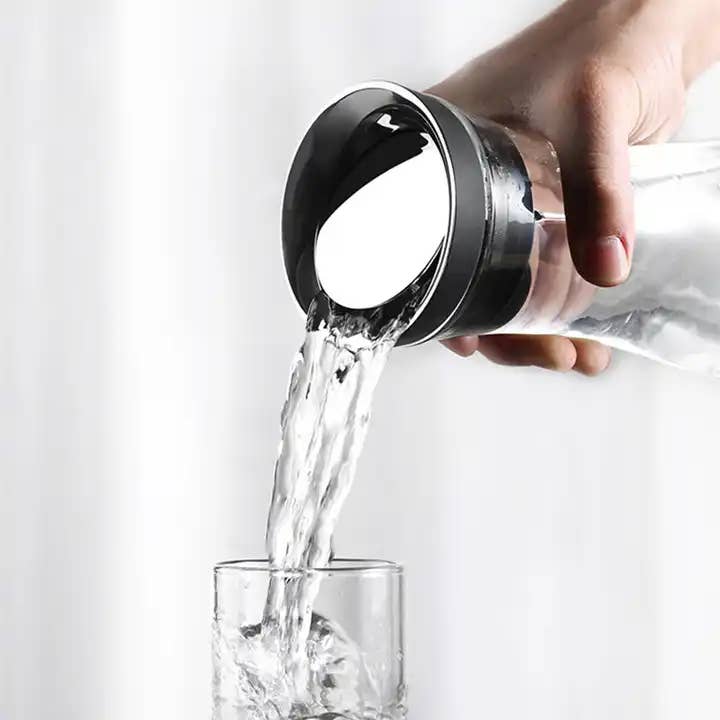 Krifts Products – wholesale Kanna – Glaskaraff med smart lock 44 OZ 1,3L2