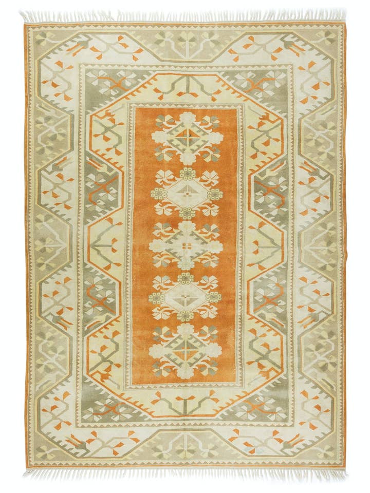 Handgefertigter moderner türkischer Teppich aus der Region Milas, 6,6 x 9,4 ft, 100% Wolle für den Großhandel von Rug Specialist LLC.