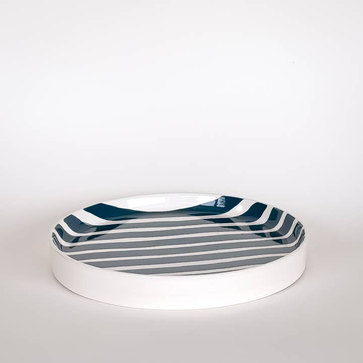 Magazin Minori - Wholesale Dinner Plate - Teller Stripes - gentle green1