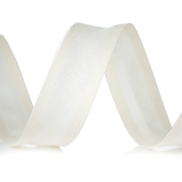 Trimz – wholesale Craft supplies – Cotton Bias Binding 25/5/5mm Colour Ivory 22