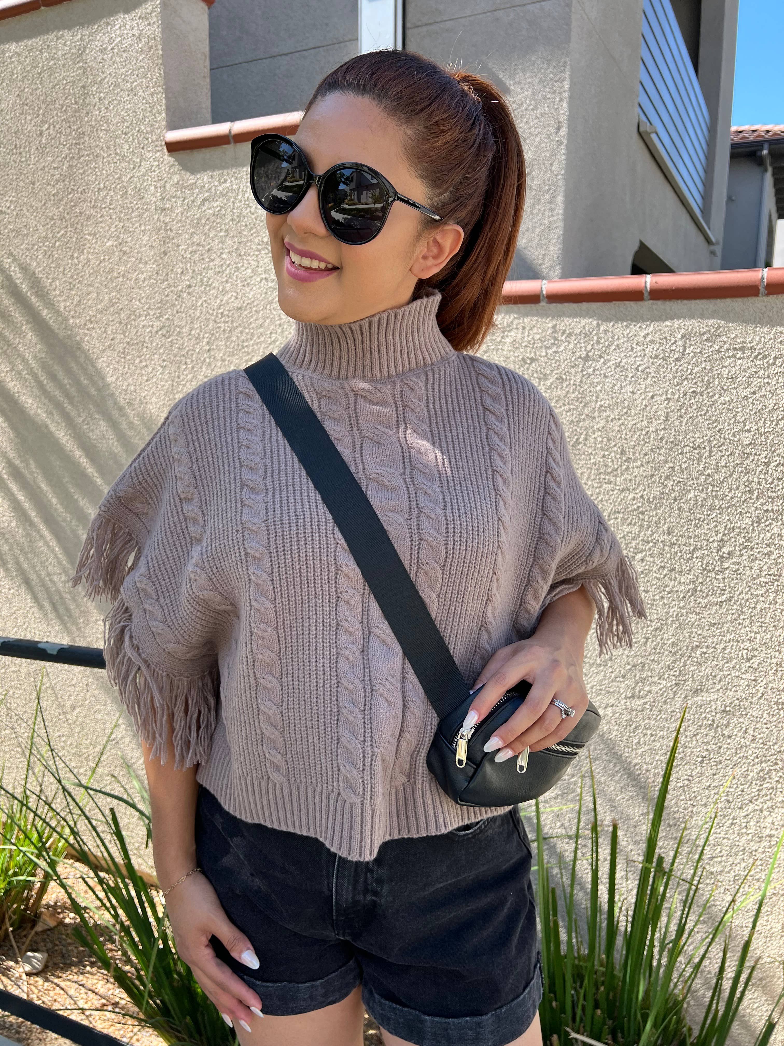 Justin & Taylor - Wholesale Poncho - Dames - Cider || Crop Top Poncho met Kwastjesrand6