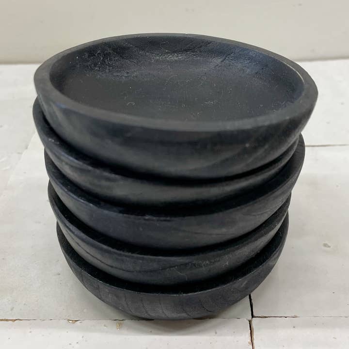 Schaaltje van zwart teak, 8 cm voor wholesale door ByBazz