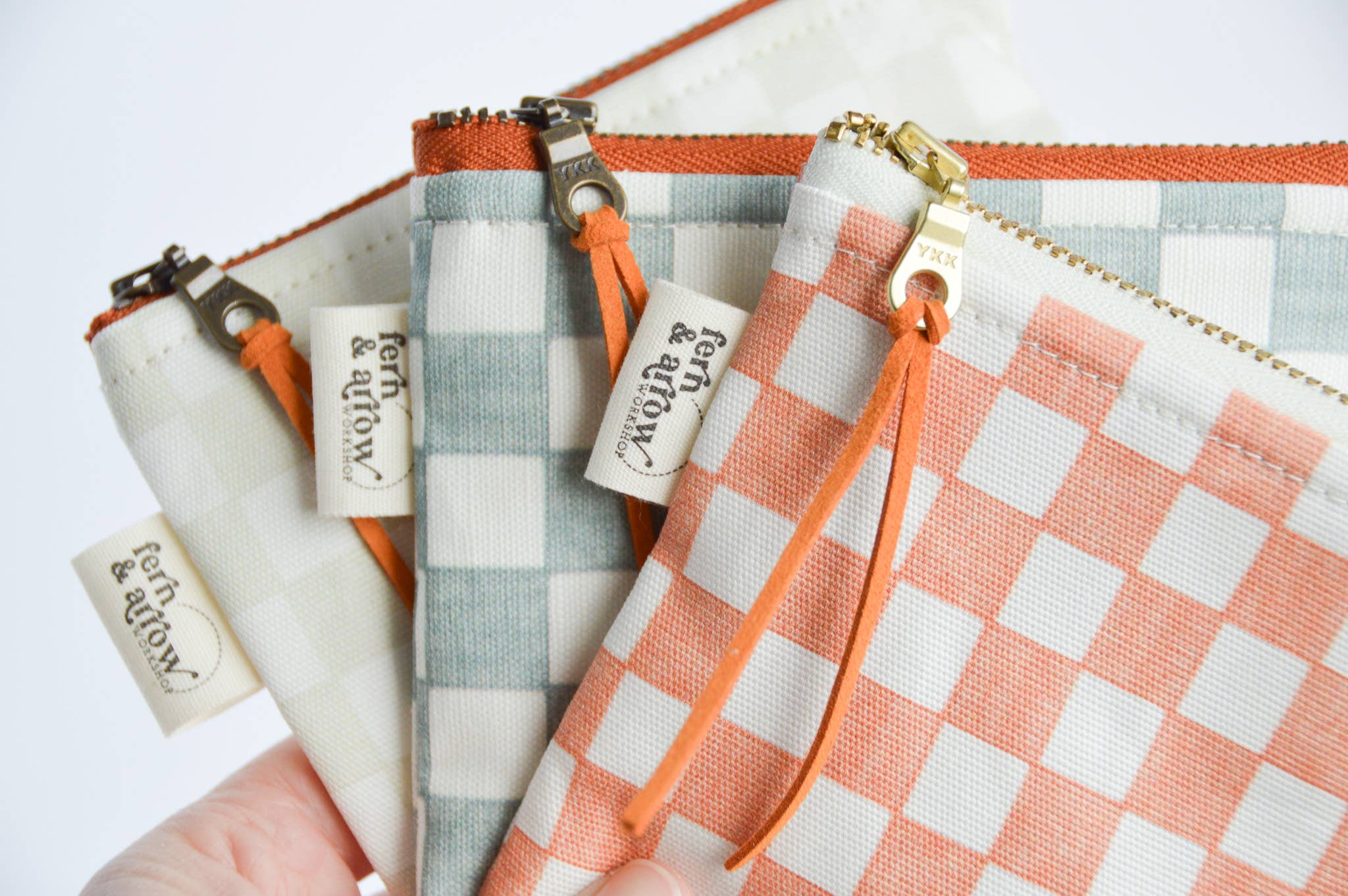 Fern & Arrow - Venta al por mayor Monedero - Mujer - Neceser de Maquillaje Boho Chic a Cuadros para Ella7