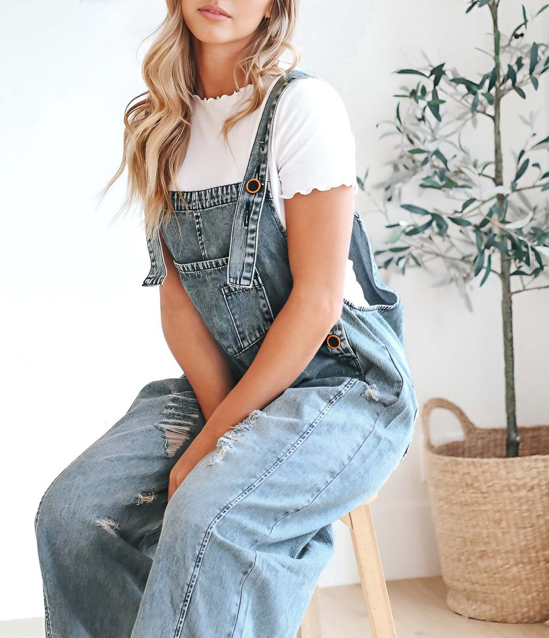 EmberLoom – Engroshandel Overalls - Dame – Kvinders bredbenede buksedragt med slidte detaljer denim overalls8