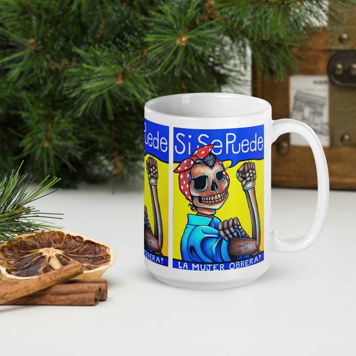 Tasse blanche brillante Sí Se Puede pour la vente par The Art of Francella