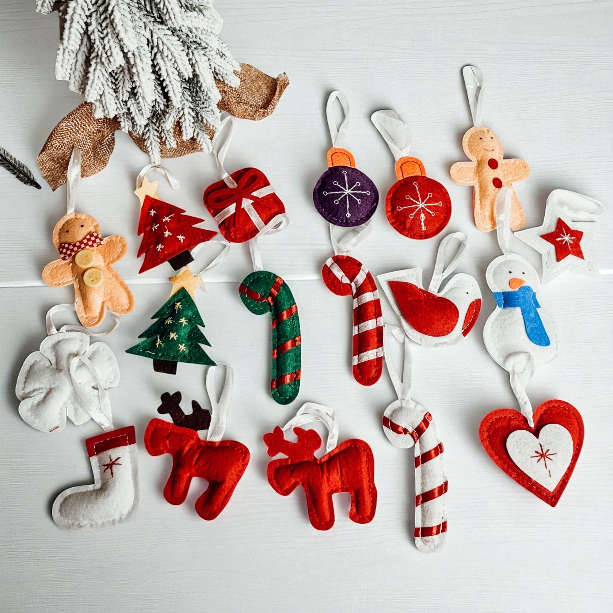 Gia Roma - Vente Calendriers de l'avent - Calendrier de l'Avent en feutre avec ornements en peluche faits à la main réutilisables26