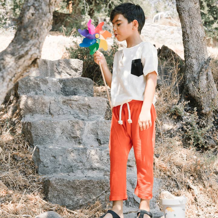 Børns unisex røde haremsbukser for engroshandel hos Lally Things