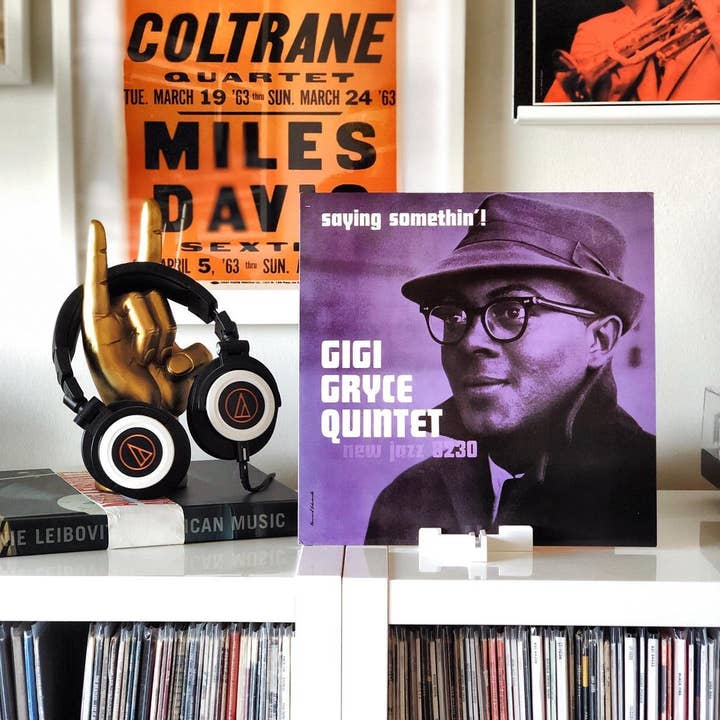 Record PropsĀ® - Wholesale Retailer Display - Accessories - Record Props: Vinyl Record Displays (140 case)1