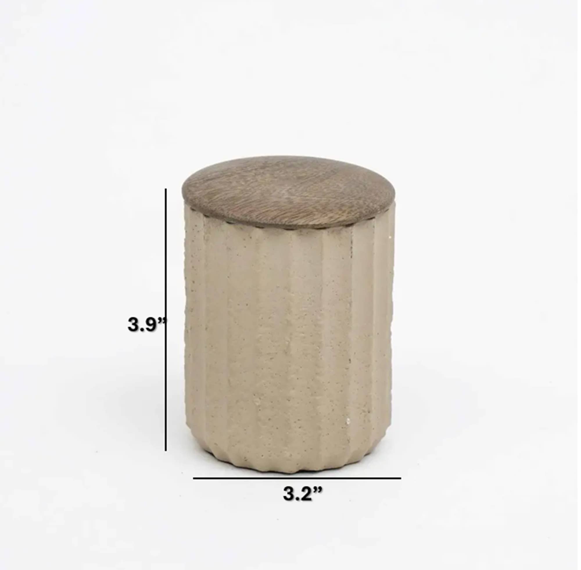 Beige 6 oz Weihnachtskerze | Wachskerze mit Holzdeckel für den Großhandel auf Faire2