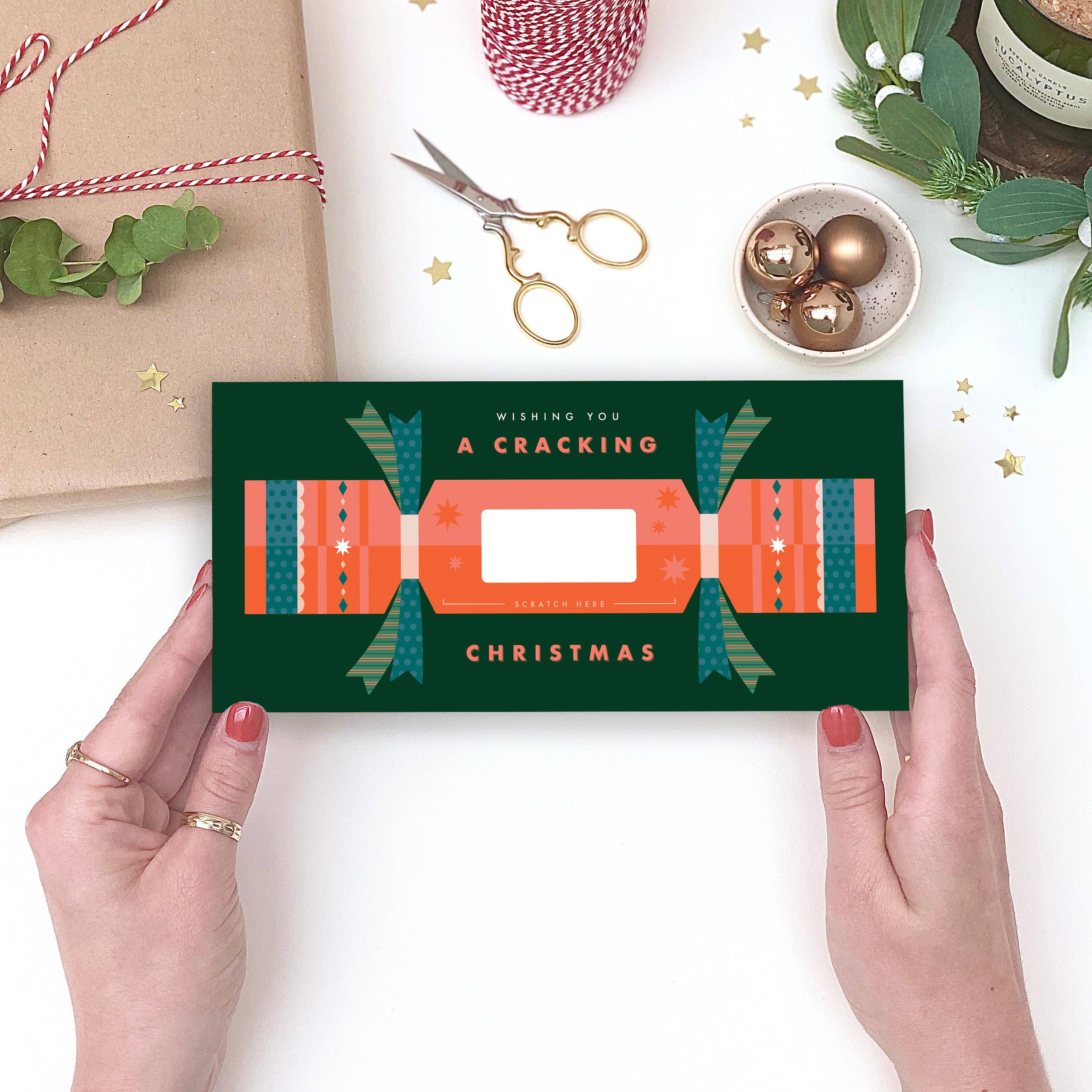 Rodo Creative - Wholesale Christmas Card - Christmas Cracker Scratch Card3
