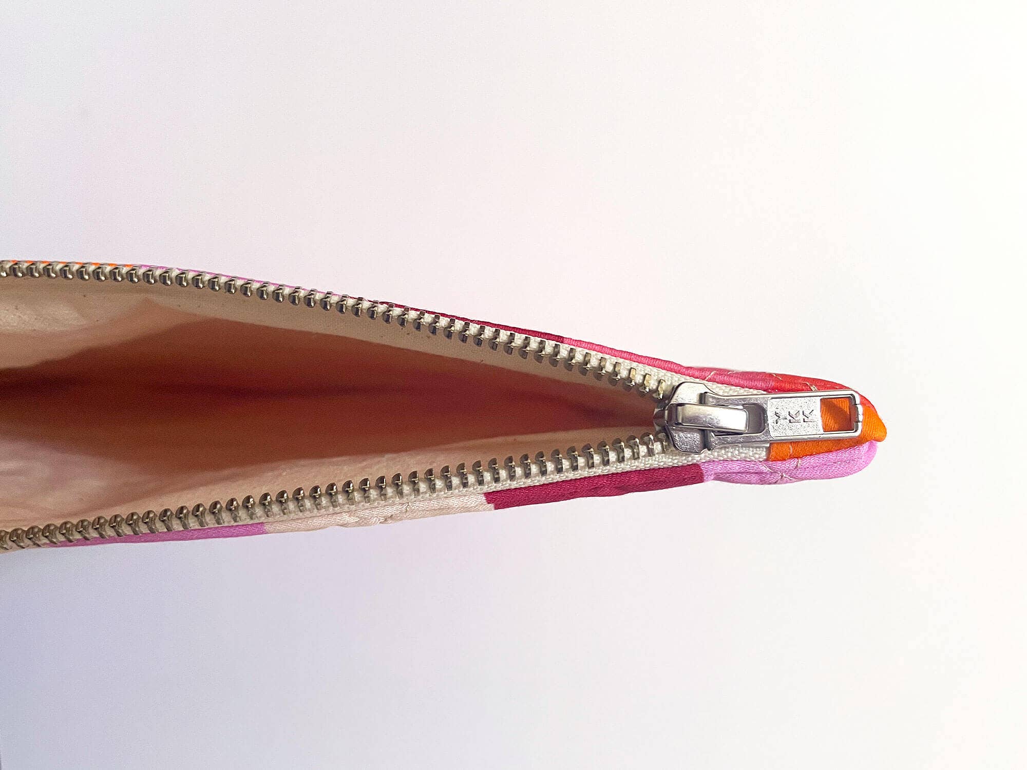 Fabric Drawer - Wholesale Book Cover - Handmade Quilted Book Sleeve – Picnic (Red)5