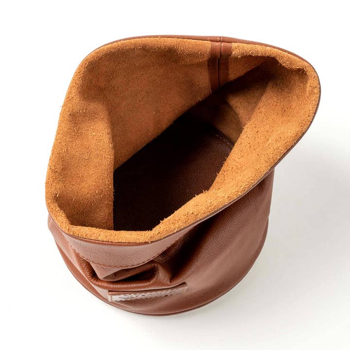 Ivy Cove - Wholesale Plant Pot - Driftwood Leather Planter
