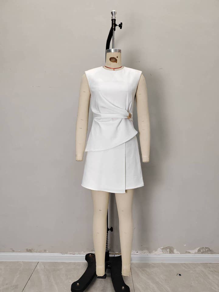 WHITE A two-piece set of solid-colored half skirts for wholesale on Faire3