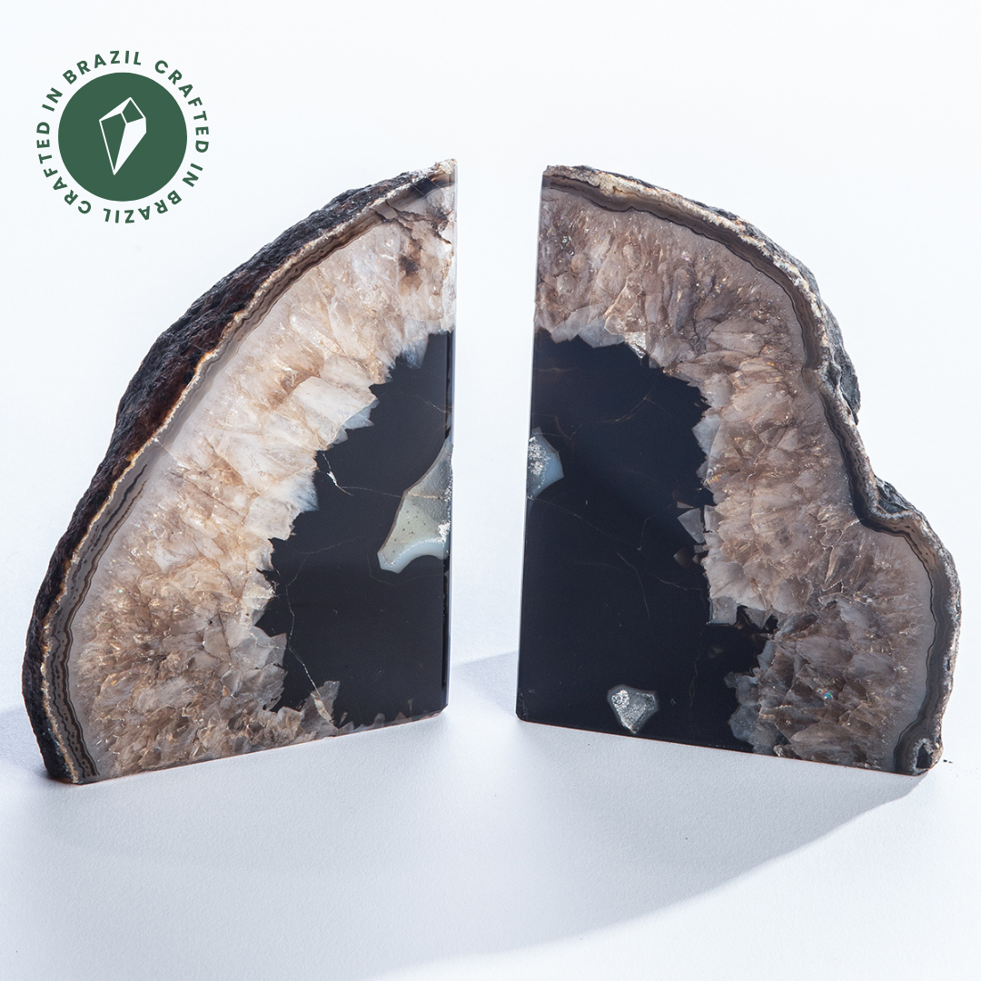 GeoCentral - Wholesale Bookend - Black Agate Bookends - Crafted in Brazil1