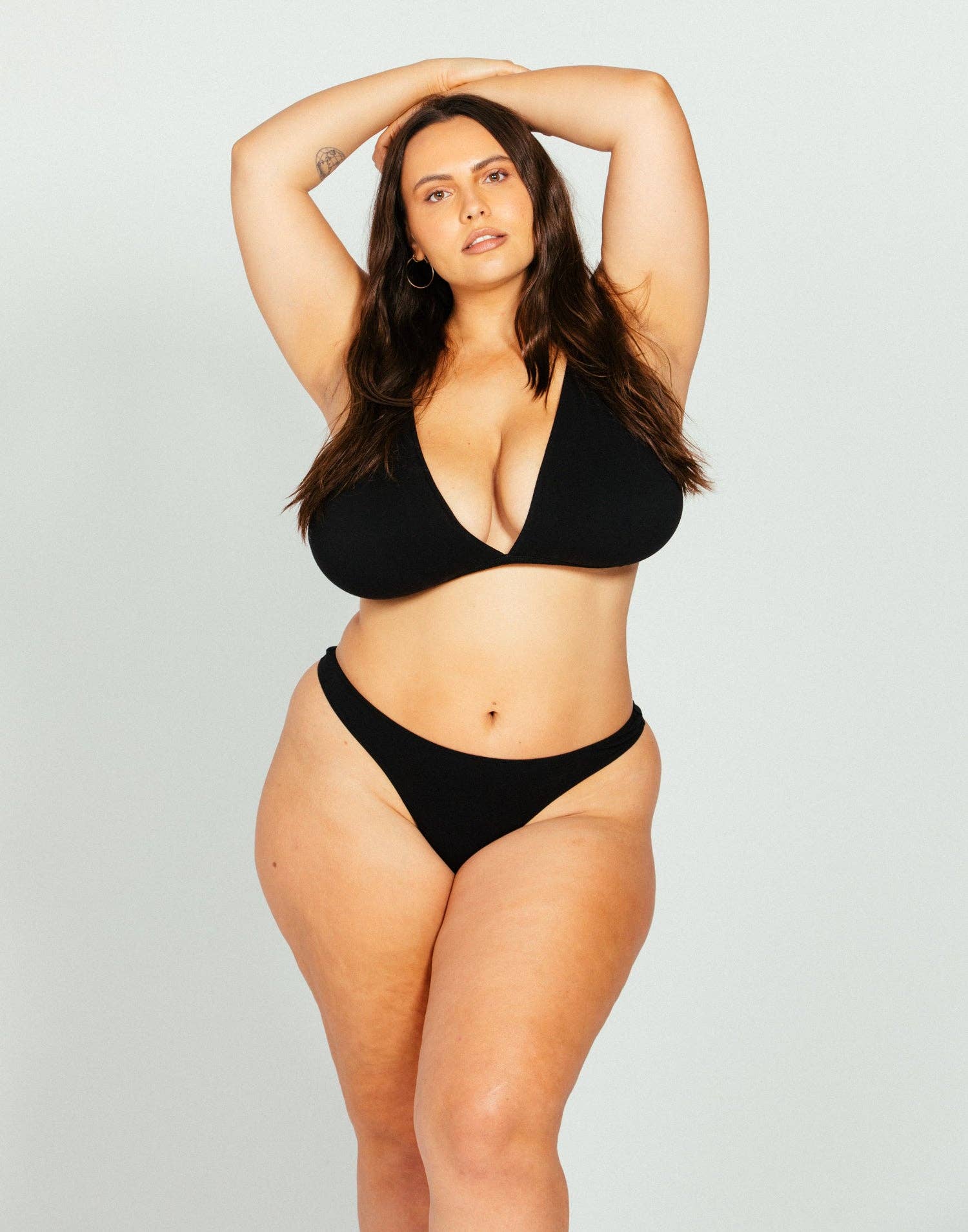 Negro Bralette Triangle Negro de venta al por mayor en Faire3