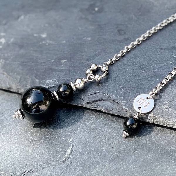 Hermione Obsidian Heavenly Eye Pendulum and other Purchase Wholesale distribuzione libri scolastici. Free Returns & Net 60 Terms on Faire trending on Faire.