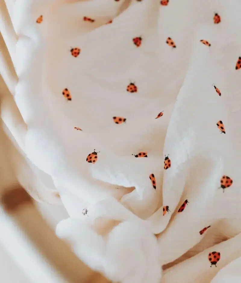 Manufacture des bébés français - Wholesale Bedding Blanket - Kids & Baby - Ladybug cover1