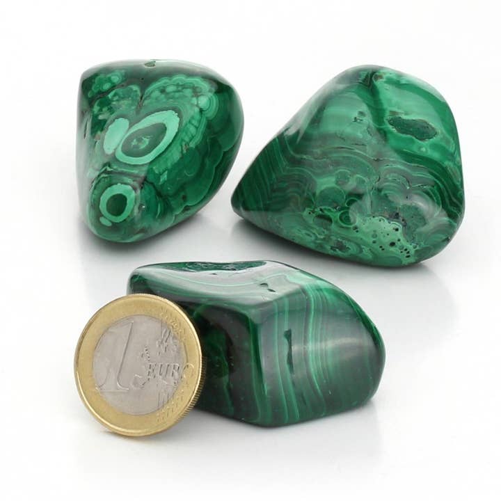 UniArt - Wholesale Ornament - Large tumbled malachite stones, 200 grams1