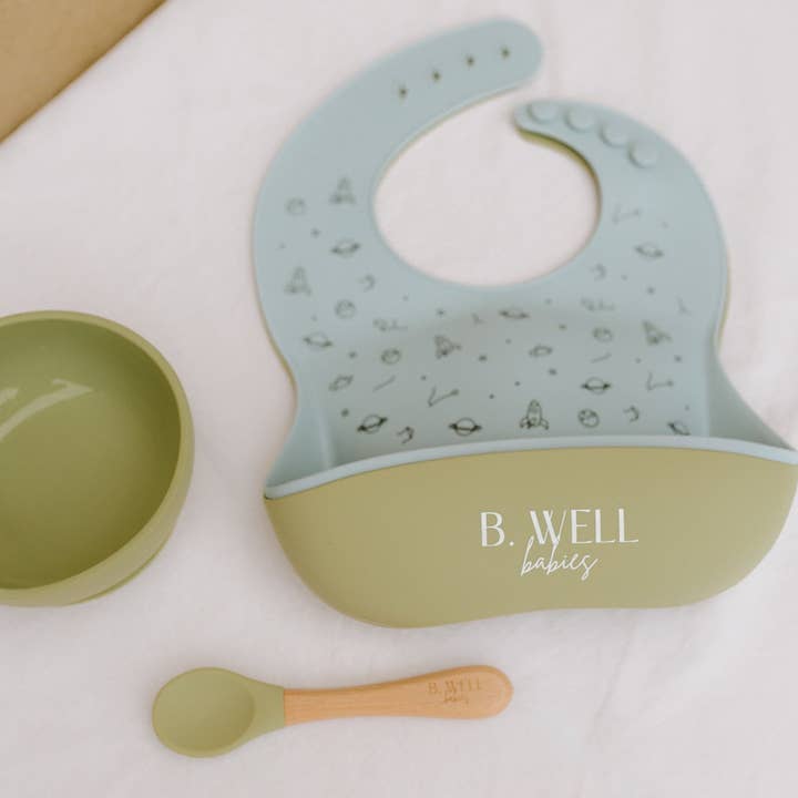 Space Rover 4 Pcs Set Green Bowl | Two Bibs, Bowl, & Spoon for wholesale by B. Well Babies