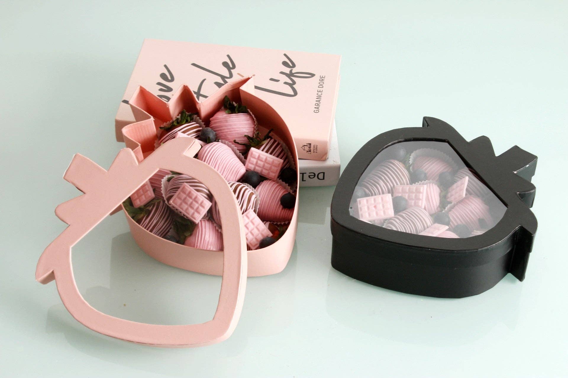 Elegant Design Supply - Wholesale Gift Box - Strawberry Shaped Gift Box3