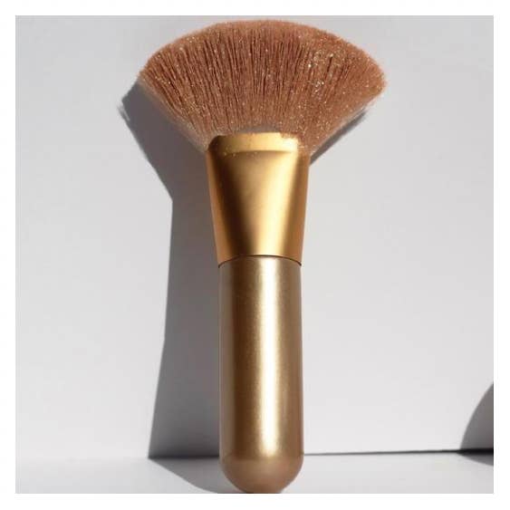 BeautyMarks Sunless - Wholesale Makeup Setting Spray/Powder - Glow Dust: Post Tan Setting Powder and All Over Body Shimmer10