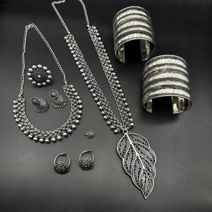 Indiase geoxideerde lange ketting etnische tempel sieradenset voor wholesale door Quirky Fashions