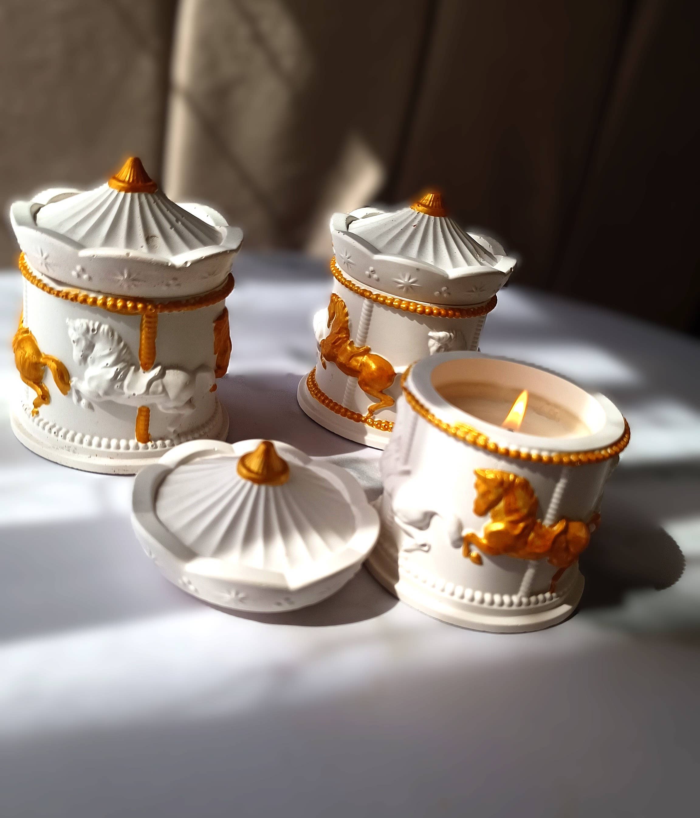 Prechi creations - Vente Bougie en bocal - Carrousel Royal - Édition de Noël1