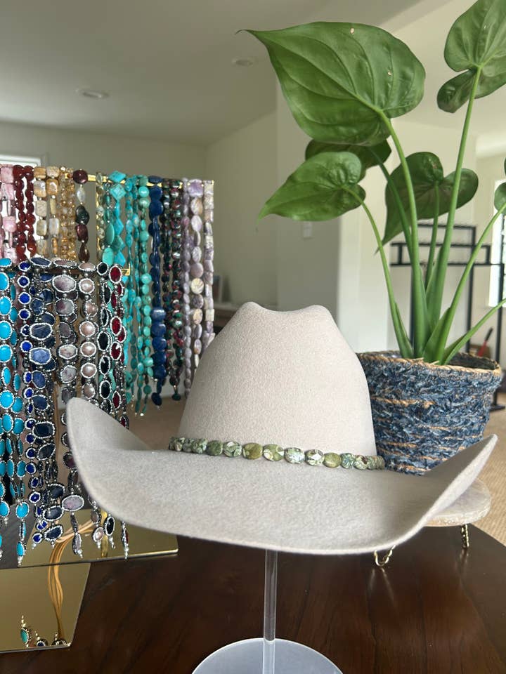 Fascia per cappello in riolite per la vendita all'ingrosso da parte di Lucky Gem Club