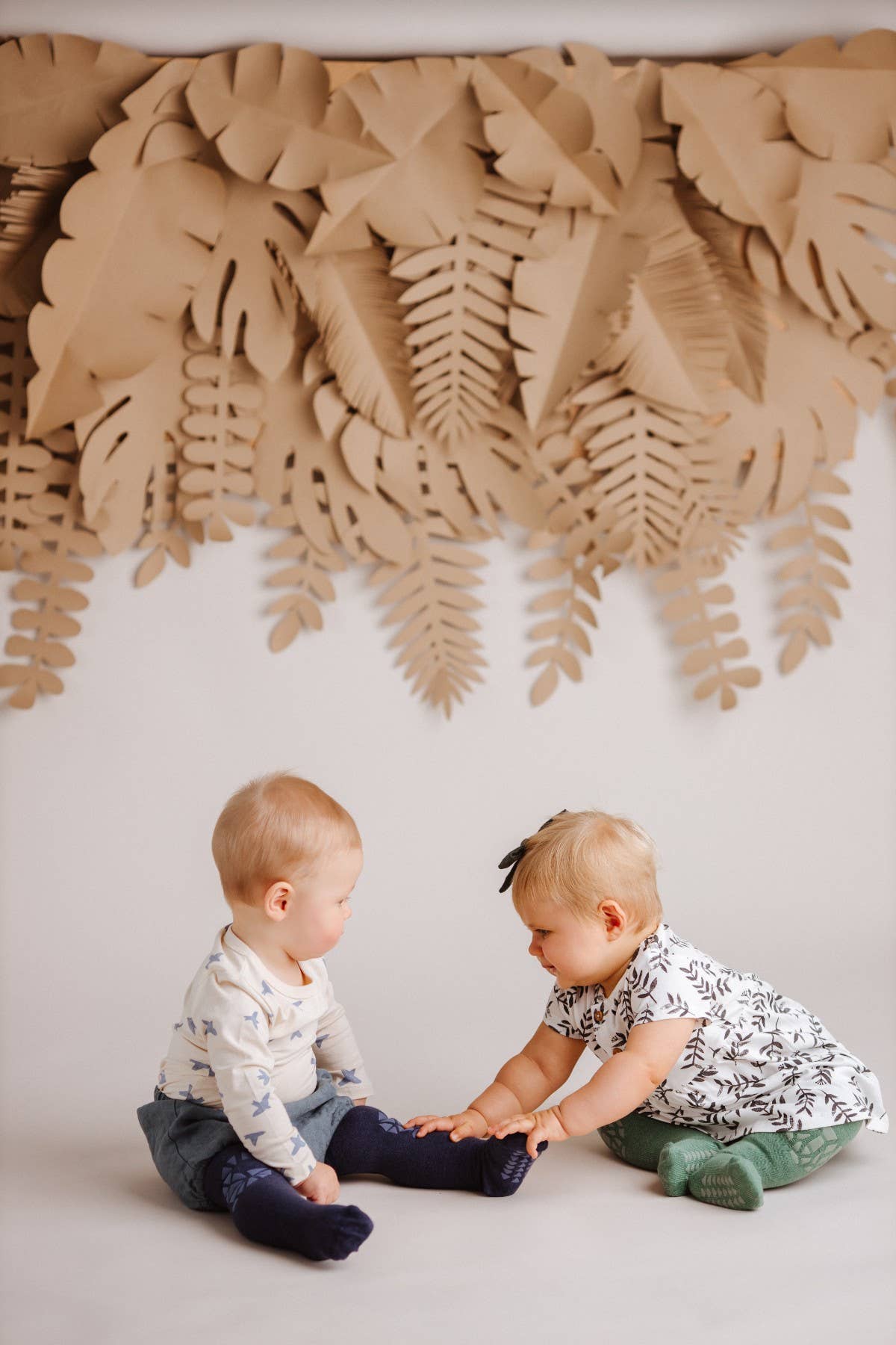 Olie the Curious - Wholesale Socks - Kids - Green Forest Tales Crawling Tight12