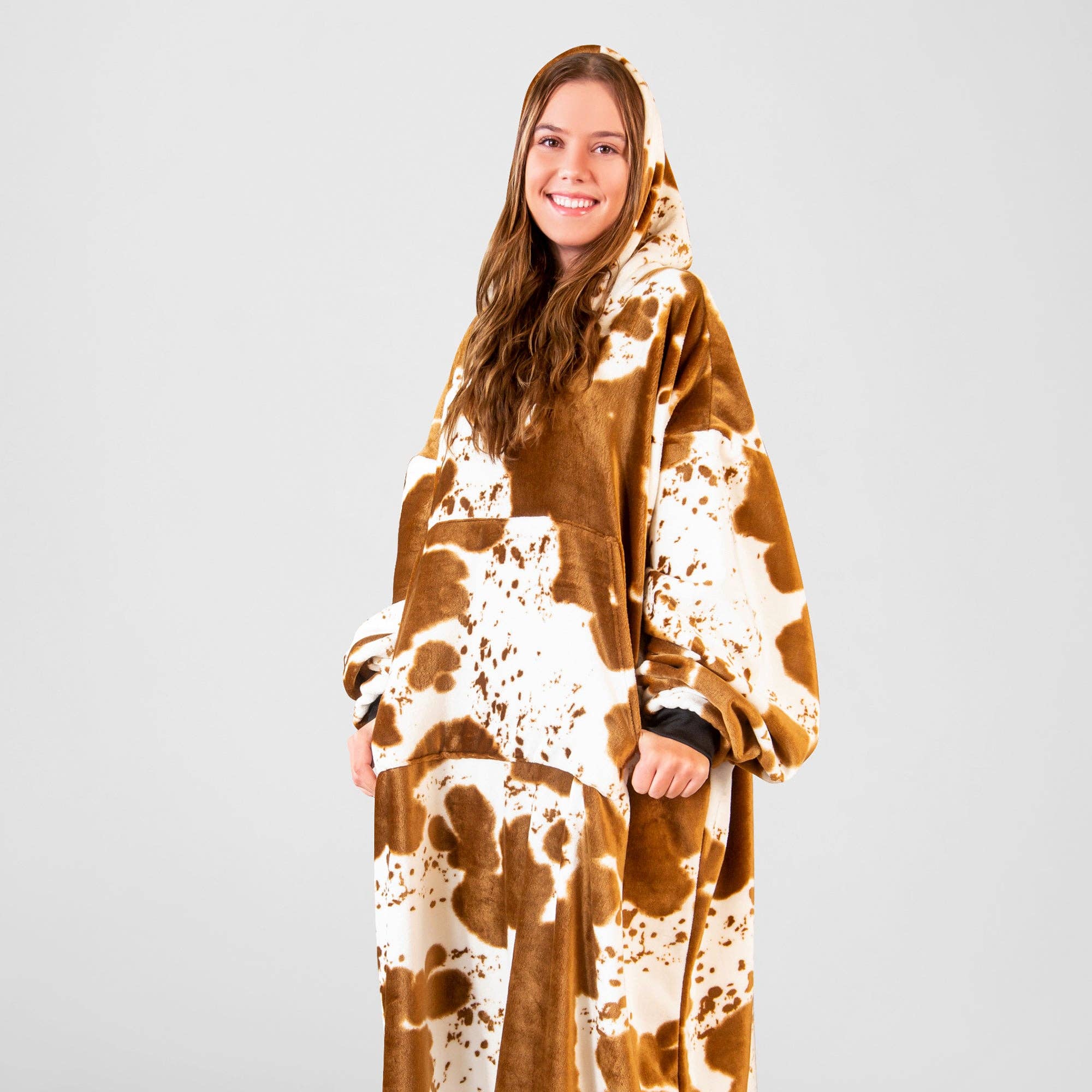 Carstens, Inc. - Wholesale Lounge Top - Unisex - Hair on Hide Hooded Blanket4