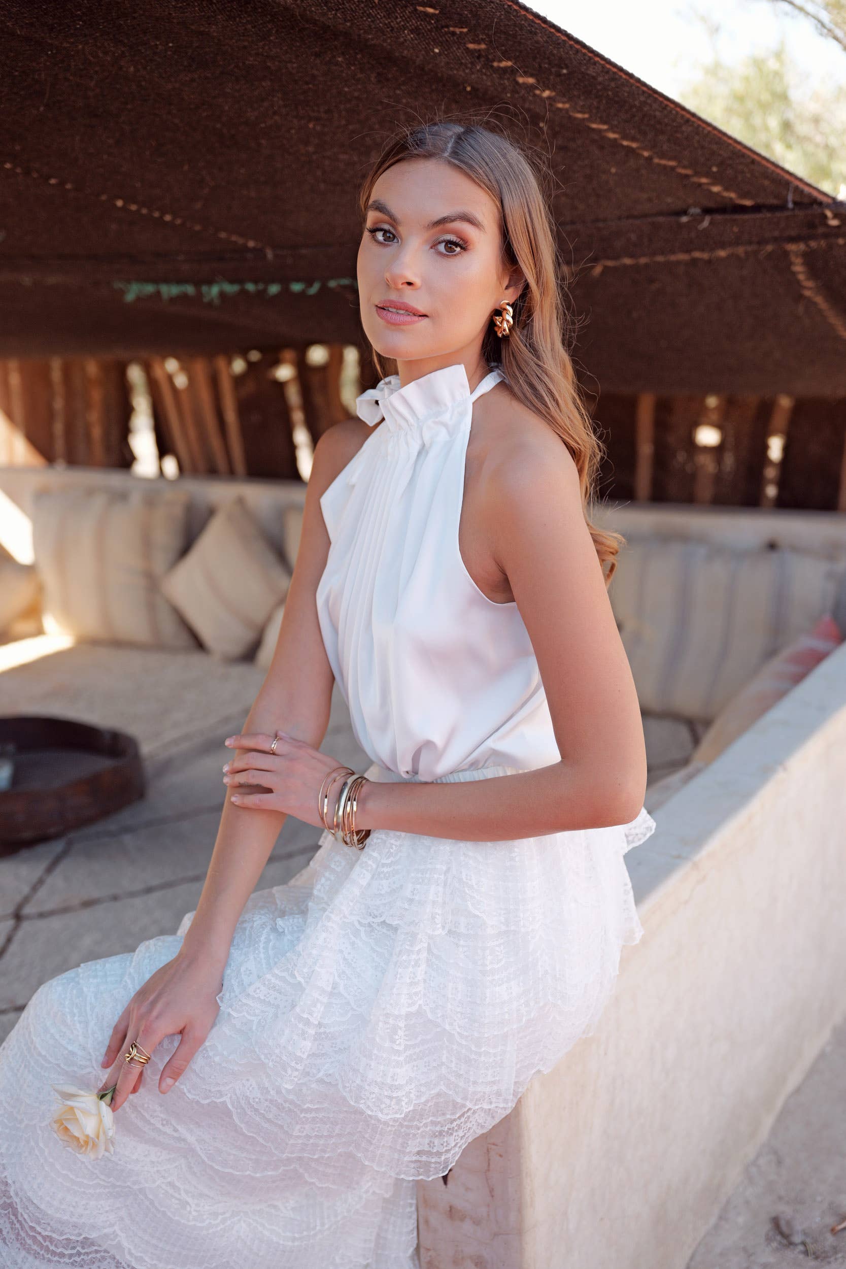 CHOKLATE PARIS - Wholesale Blouse - Dames - Satijnen top Elisabeth met strik bij de kraag - CK0809012