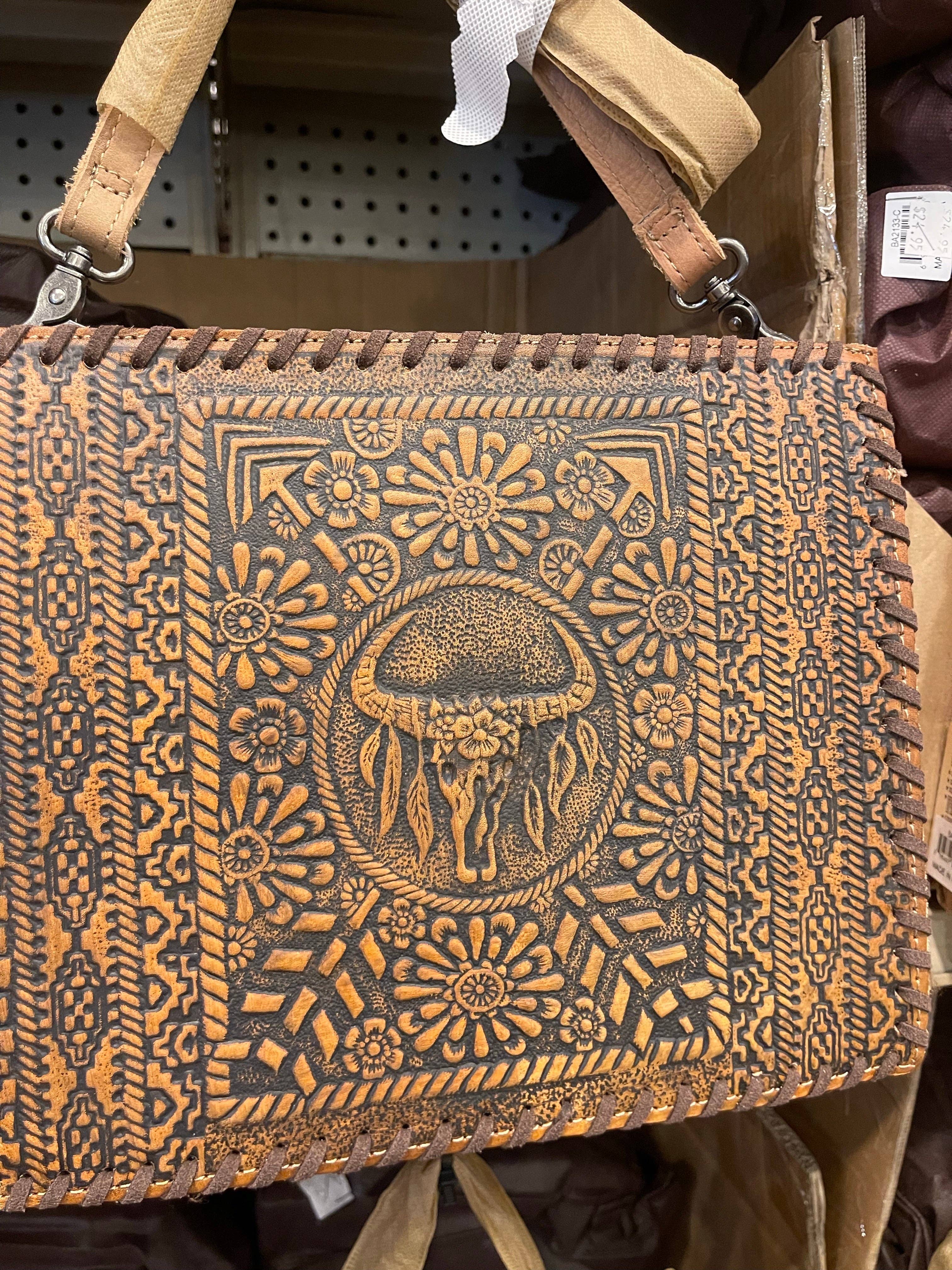 Broads Market - Wholesale Crossbody Bag - Women's - Tooled Cowskull Chain Purse6