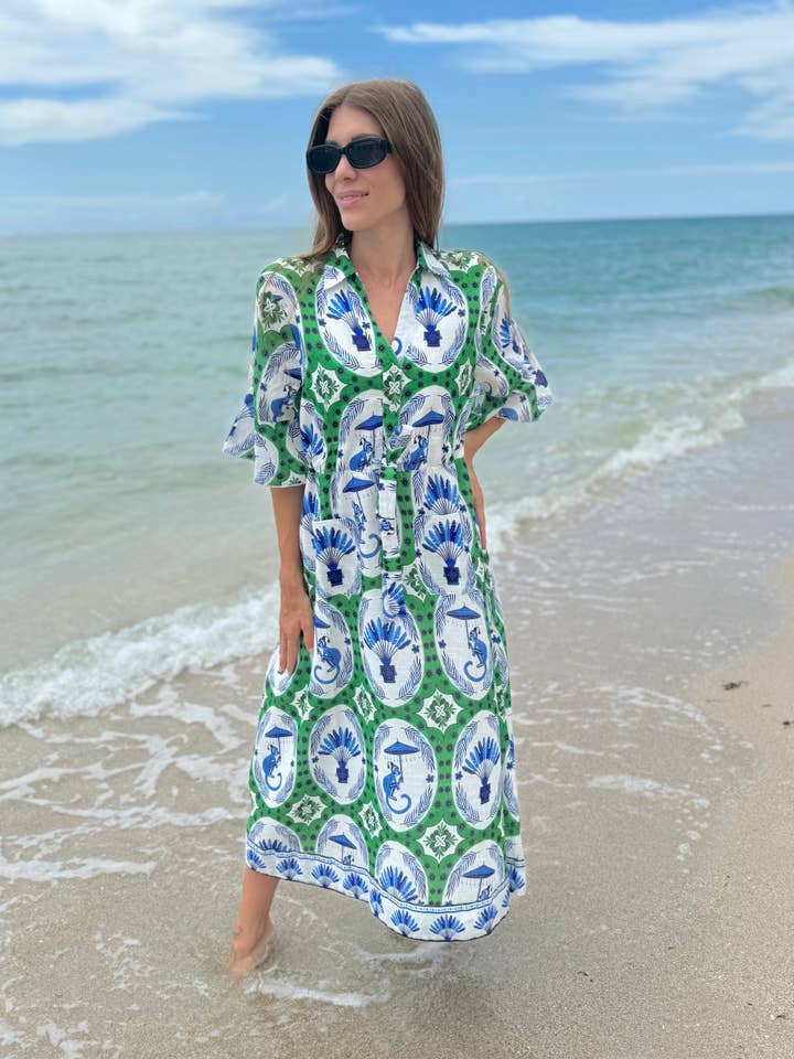 IslaPayal - Wholesale Cape - Women's - CAPE MIDI | MONKEY CHINOISERIE JADE2