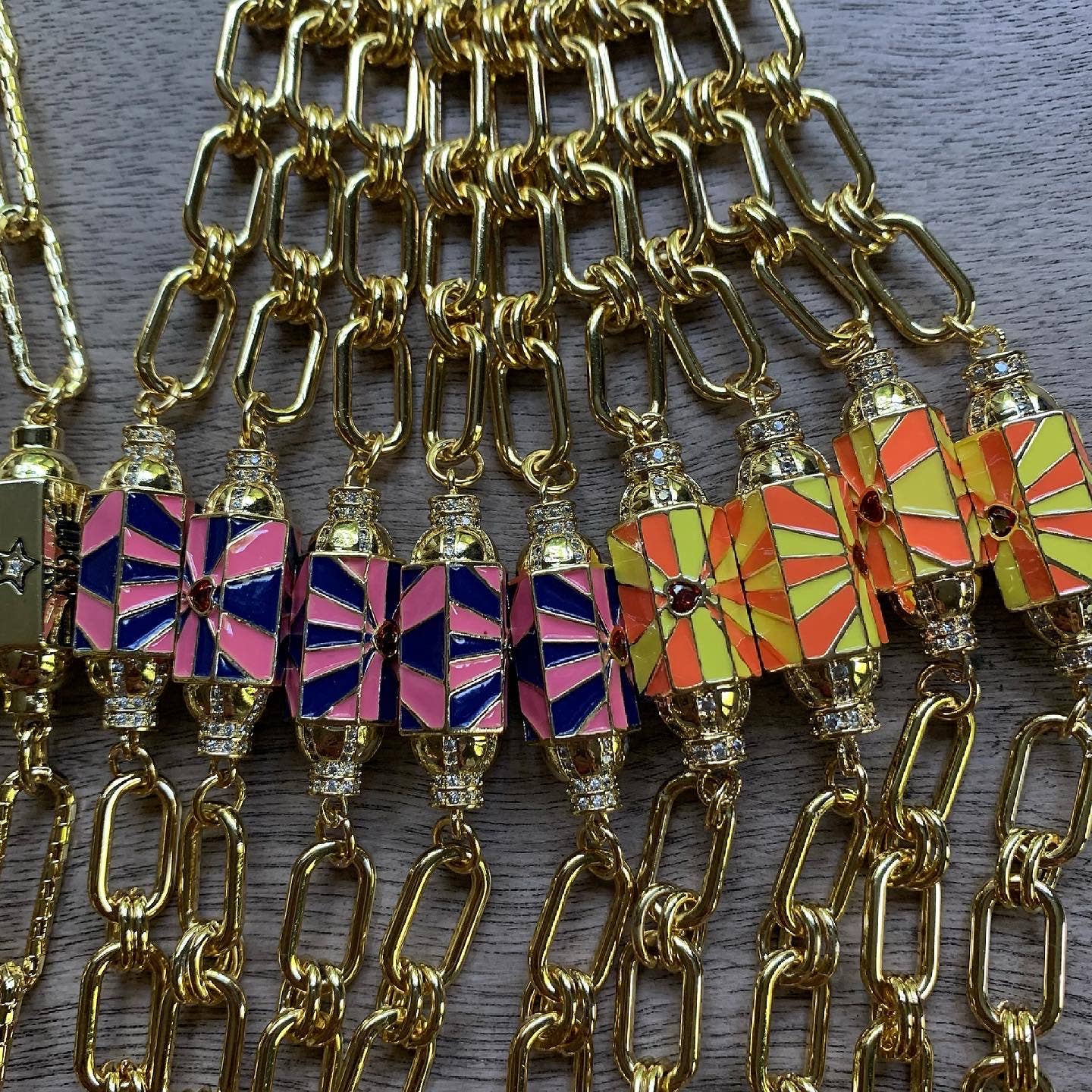 Chasing Cherubs - Vente Bracelets à breloques/pendentifs - Bracelet Warhol9