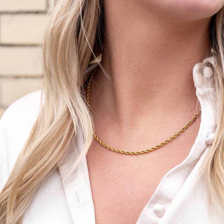 Spiffy & Splendid - Venta al por mayor Collares de cadenas y eslabones - Cadena tipo cuerda dorada de lujo, 18 pulgadas1