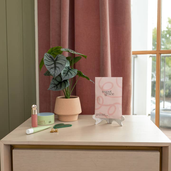 Bridgewater Candle Company - Wholesale Sachet - Sweet Grace Modern Swirl Sachet 9 Pack10